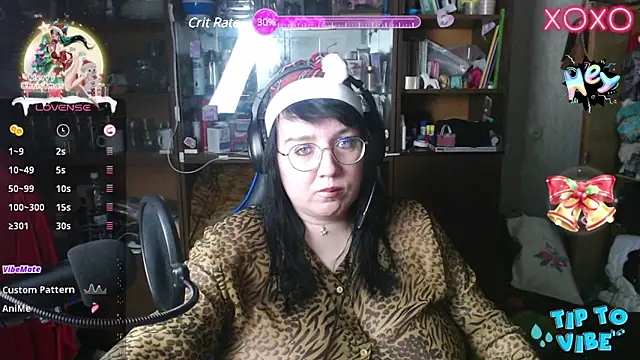 LeonaHarrison online show from December 24, 2024, 8:27 pm