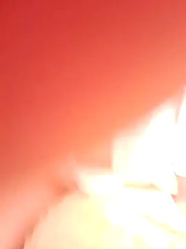 KiraXTender online show from April 16, 2026, 1:39 am