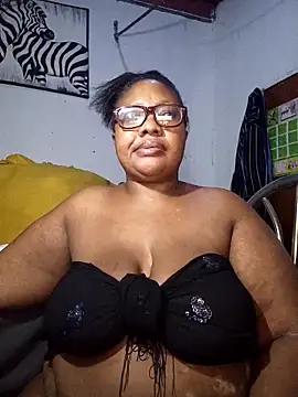 YELLOW BONE online show from March 31, 2026, 9:15 pm