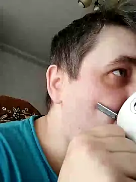 tores992 online show from February 2, 2025, 9:40 am