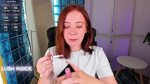 Pretty Alison online show from October 8, 2025, 2:04 pm