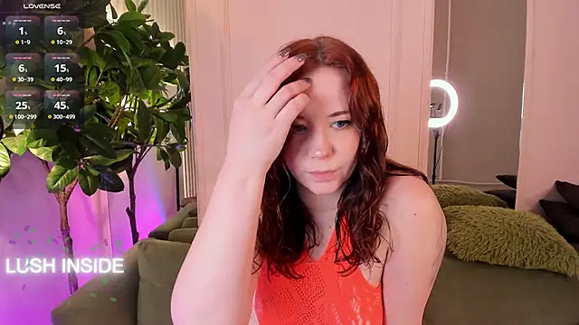 Pretty Alison online show from April 23, 2026, 1:57 pm