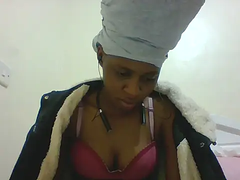Snapshot of sabssexy chatting on June 15, 2026, 1:24 pm sabssexy online show from June 15, 2026, 1:24 pm