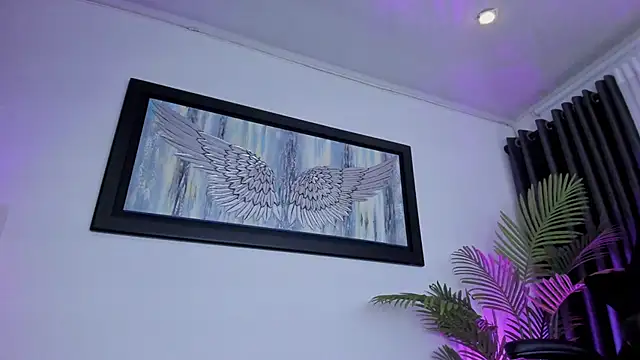 Snapshot of brianahill_ chatting on March 14, 2025, 10:38 pm brianahill online show from March 14, 2025, 10:38 pm