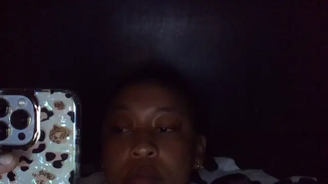 Snapshot of Pretty-diva chatting on March 5, 2026, 1:29 pm Pretty-diva online show from March 5, 2026, 1:29 pm