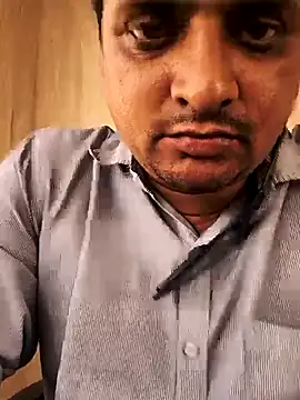 Snapshot of rajstrip12650 chatting on February 24, 2025, 4:36 pm rajstrip12650 online show from February 24, 2025, 4:36 pm