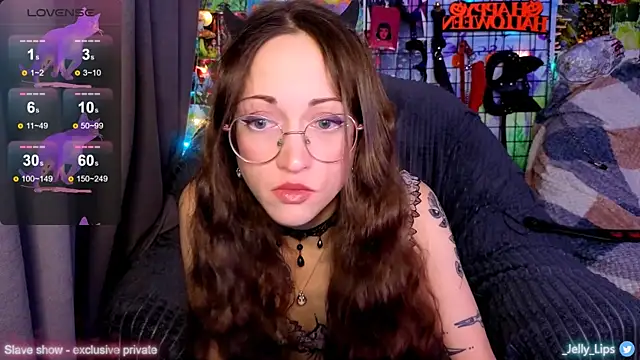 ServantBrook online show from November 4, 2025, 5:28 am