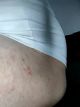 Bury0117 online show from December 3, 2025, 9:35 pm