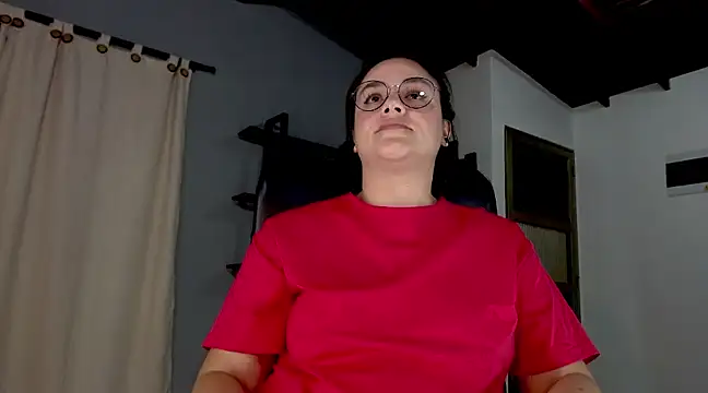 maela1 online show from December 24, 2024, 11:44 pm