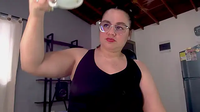 maela1 online show from February 24, 2026, 8:07 pm