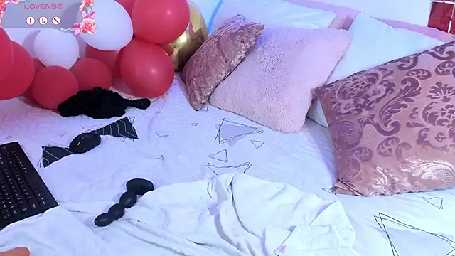 Estrella Duran online show from February 15, 2025, 1:53 am