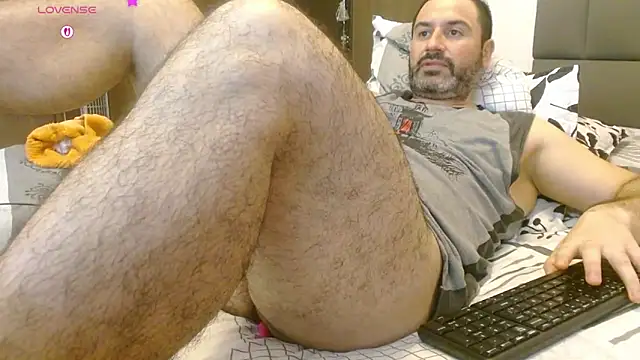 rodrher81 online show from November 1, 2025, 11:51 pm