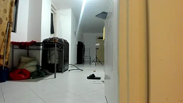 JohanyLatino online show from March 22, 2025, 10:17 am