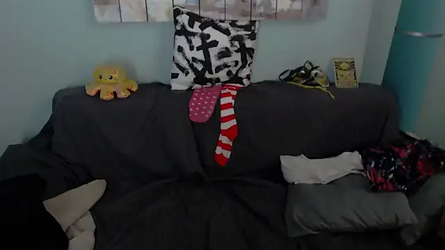 EverlyRays online show from September 8, 2025, 2:49 pm