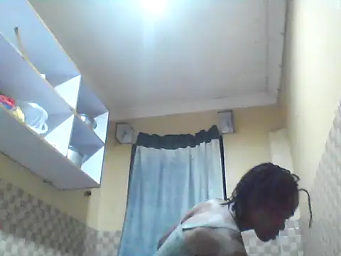 Smillie prety online show from November 1, 2025, 3:58 pm