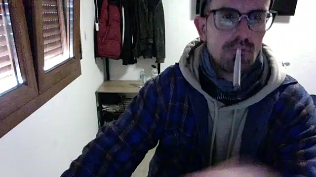 Snapshot of techmoon chatting on March 8, 2026, 10:41 am techmoon online show from March 8, 2026, 10:41 am