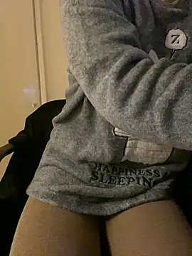 AlisaaRose online show from February 20, 2025, 6:02 pm