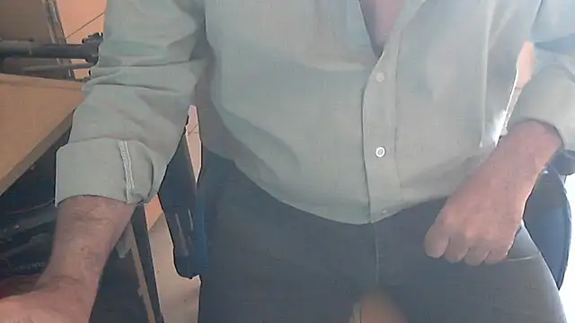 angelgarcia269 online show from March 12, 2025, 6:11 pm