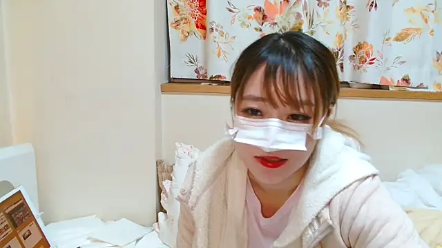 liliyRiSAcha-n online show from December 21, 2024, 6:55 pm