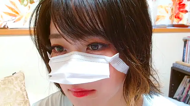 liliyRiSAcha-n online show from September 10, 2025, 8:03 am