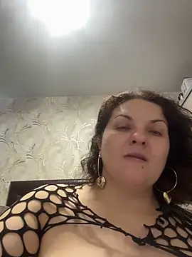 Snapshot of Taisia_W chatting on February 20, 2026, 6:48 am Taisia W online show from February 20, 2026, 6:48 am