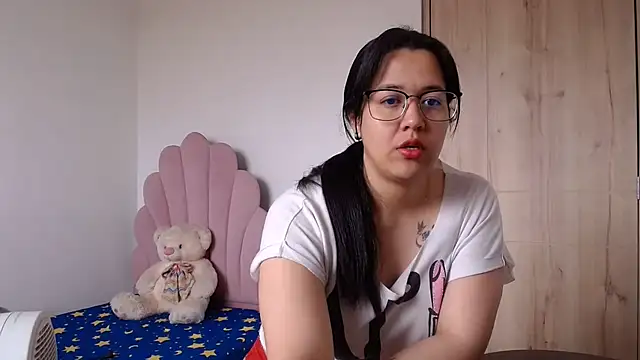 Snapshot of lady_hot2xx chatting on August 6, 2026, 4:53 pm lady hot2xx online show from August 6, 2026, 4:53 pm