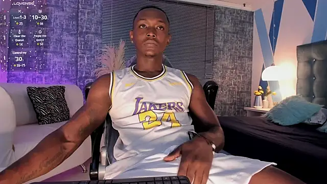 DannSmmith online show from December 31, 2024, 6:27 am