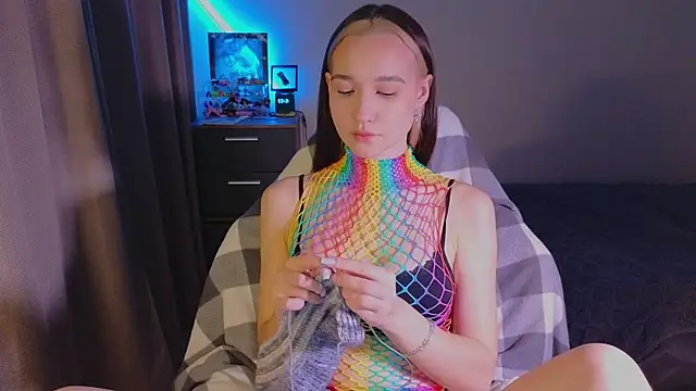 shey1i online show from December 5, 2025, 12:03 pm