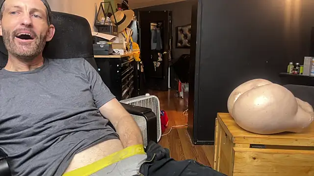 leanjamesdean online show from May 25, 2026, 10:27 pm