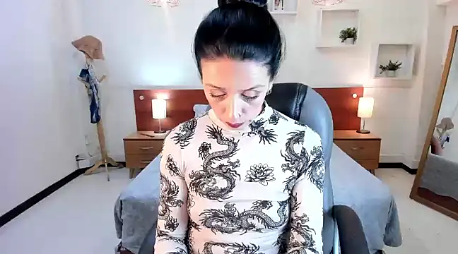 Kristen Garner online show from January 30, 2025, 12:07 am