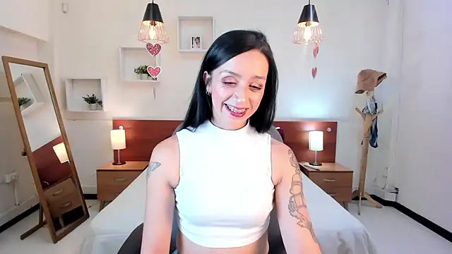 Kristen Garner online show from February 27, 2025, 8:09 pm