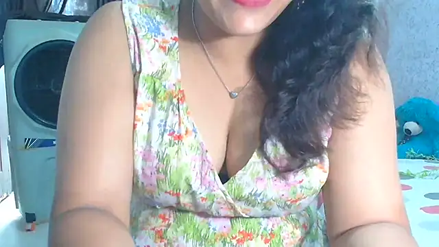 Snapshot of Maria_55 chatting on June 18, 2026, 7:08 am Maria 55 online show from June 18, 2026, 7:08 am