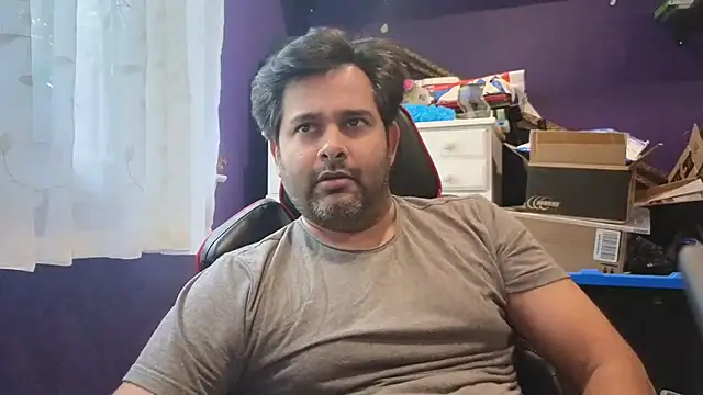 Sakhtlaundaz online show from September 24, 2025, 8:12 pm