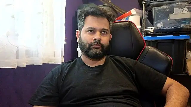 Sakhtlaundaz online show from October 29, 2025, 1:13 pm