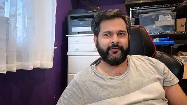 Sakhtlaundaz online show from November 28, 2025, 9:28 pm