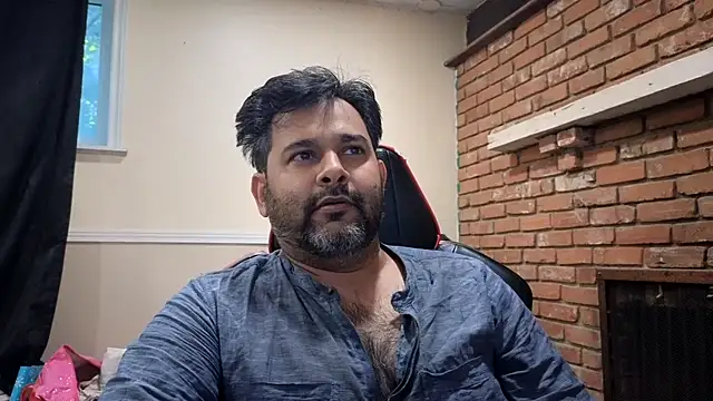 Snapshot of Sakhtlaundaz chatting on July 29, 2026, 2:15 pm Sakhtlaundaz online show from July 29, 2026, 2:15 pm