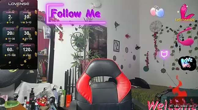 YourWhoreXX online show from February 22, 2025, 9:45 am