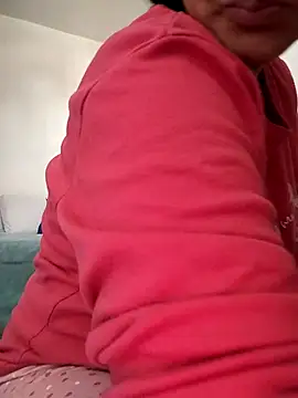 lolo890 online show from April 22, 2026, 1:45 pm