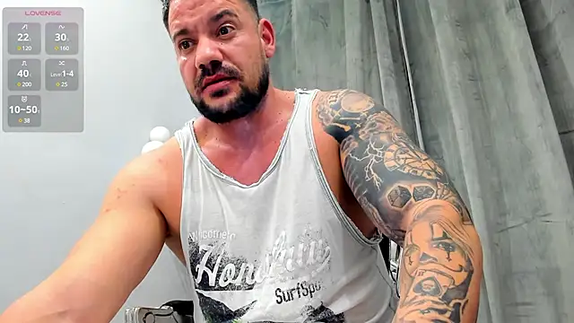 musclemonster31 online show from February 13, 2025, 9:06 pm