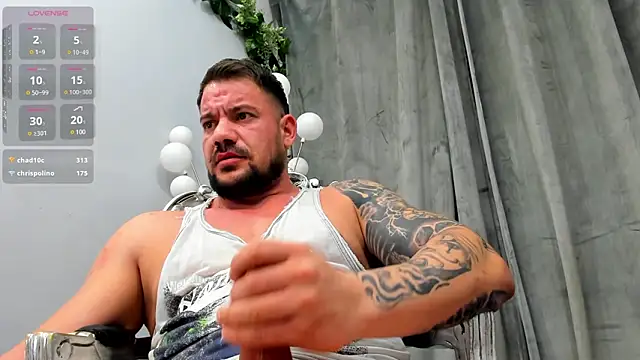 musclemonster31 online show from February 14, 2025, 1:13 am