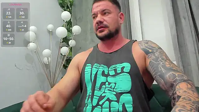 musclemonster31 online show from February 26, 2025, 6:15 am