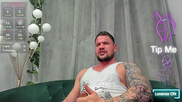 musclemonster31 online show from March 1, 2025, 11:26 pm