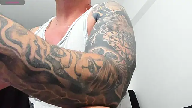 musclemonster31 online show from September 8, 2025, 7:13 pm