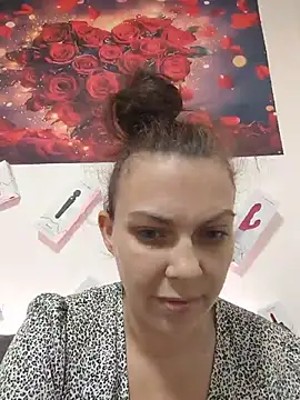 Snapshot of LEAsquirt91 chatting on July 15, 2026, 11:48 am LEAsquirt91 online show from July 15, 2026, 11:48 am