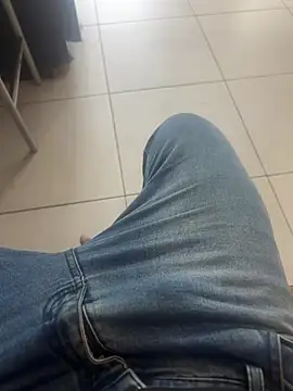 punhetaba online show from February 24, 2026, 4:05 pm