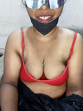 Snapshot of Malluivaniya chatting on December 6, 2024, 8:07 pm Malluivaniya online show from December 6, 2024, 8:07 pm