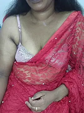 Snapshot of Malluivaniya chatting on December 2, 2025, 6:19 am Malluivaniya online show from December 2, 2025, 6:19 am