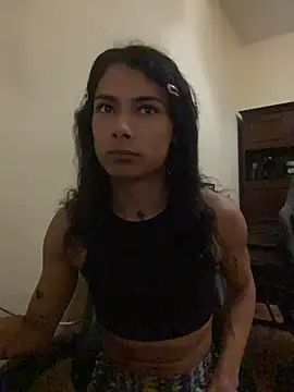 calliemaggotbone online show from June 27, 2026, 12:37 am