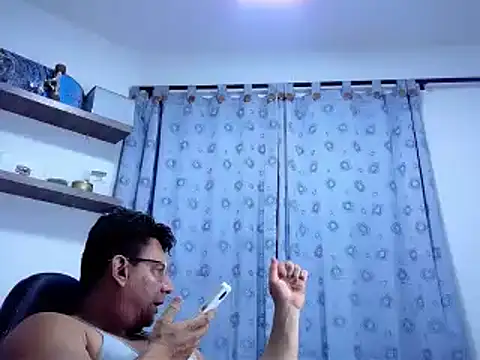 pedropicapi online show from March 13, 2025, 10:32 pm