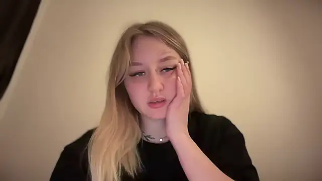 Isabel-Bailey online show from December 4, 2024, 10:08 pm